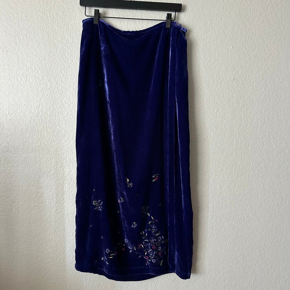 Chico's Velvet Embroidered Silk Blend Midi Skirt Navy Size Small